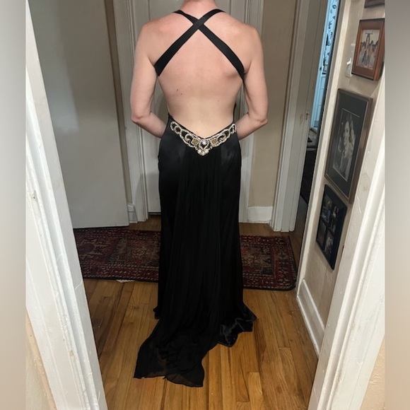 ‼️FIRM‼️EUVC Jovani 2 100% Silk Black Gown - Picture 8 of 12